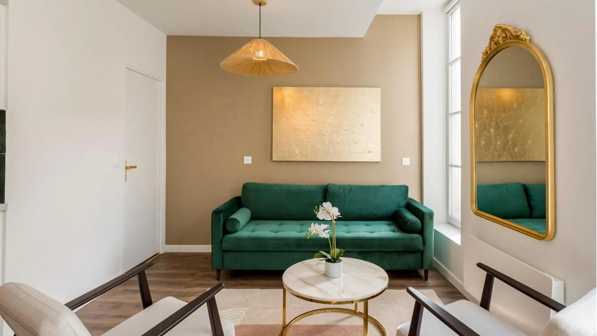 Merveil - Family Suite - Marais - Fbg St Antoine Paris 0*,  France